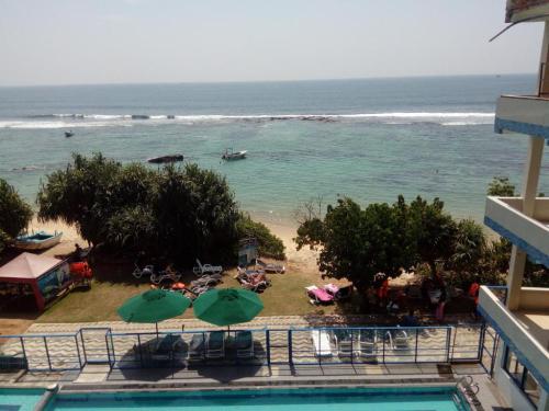 Paradise-Beach-Resort-Diving-school-Mirissa
